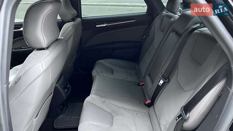 Седан Ford Fusion 2016 в Киеве