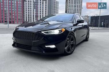 Седан Ford Fusion 2016 в 