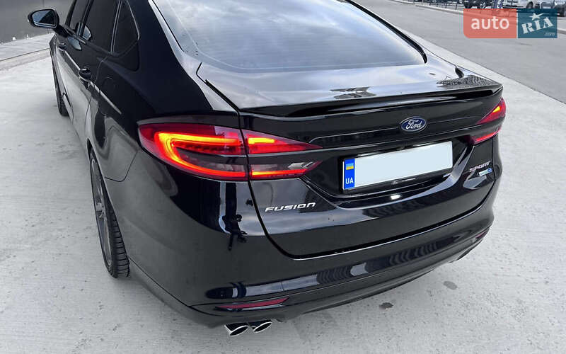 Седан Ford Fusion 2016 в Киеве