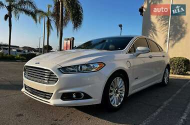 Ford Fusion 2016