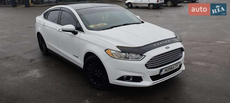 Седан Ford Fusion 2014 в Днепре