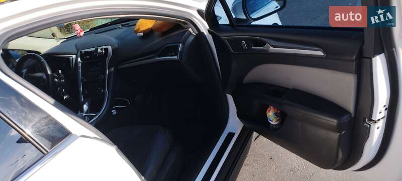 Седан Ford Fusion 2014 в Днепре