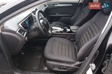 Седан Ford Fusion 2013 в Миколаєві