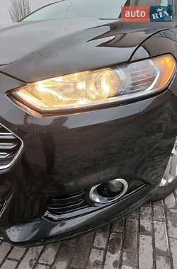 Седан Ford Fusion 2013 в Миколаєві