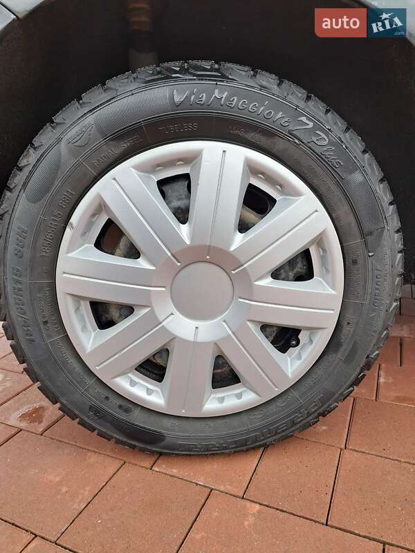 Хэтчбек Ford Fusion 2009 в Нетешине