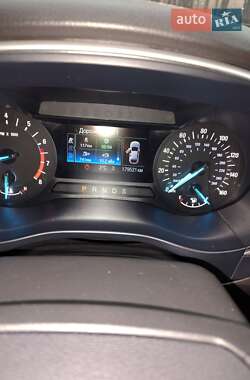 Седан Ford Fusion 2013 в 