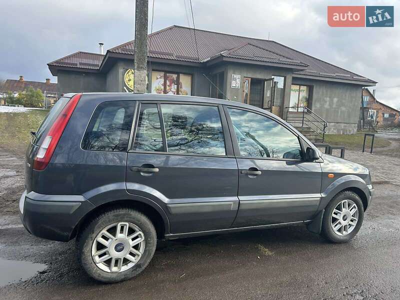 Седан Ford Fusion 2008 в Луцьку