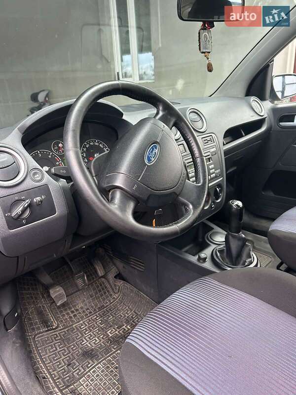Седан Ford Fusion 2008 в Луцьку