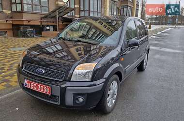 Хетчбек Ford Fusion 2008 в Чернігові