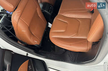 Седан Ford Fusion 2020 в 
