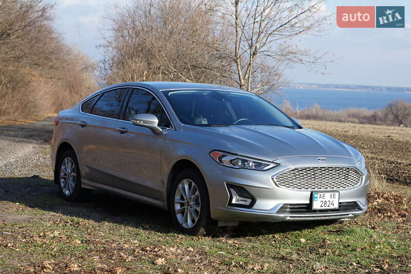 Седан Ford Fusion 2020 в Верхньодніпровську