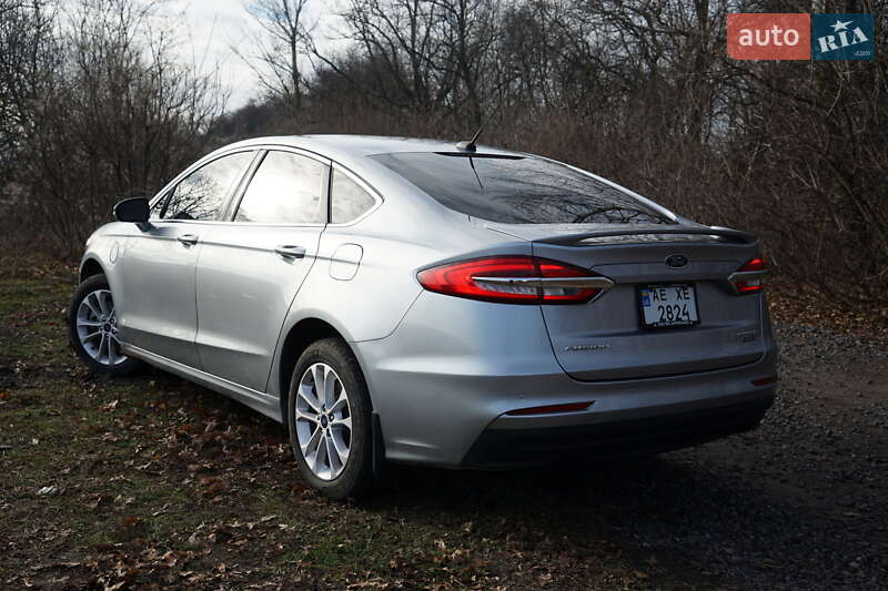 Седан Ford Fusion 2020 в Верхньодніпровську