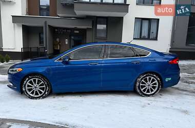 Седан Ford Fusion 2016 в 