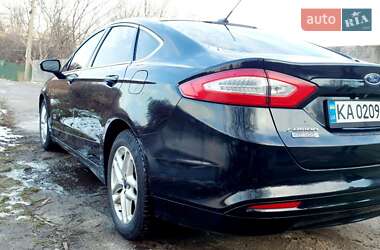 Седан Ford Fusion 2015 в Києві