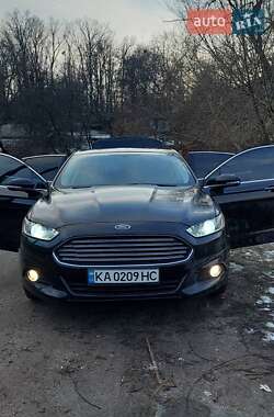 Седан Ford Fusion 2015 в Києві