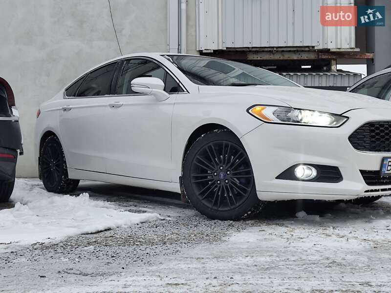 Седан Ford Fusion 2015 в Тернополе