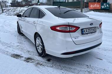 Седан Ford Fusion 2012 в 