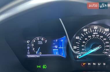 Седан Ford Fusion 2012 в 