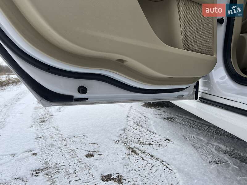 Седан Ford Fusion 2012 в Умані фото 12 Седан Ford Fusion 2012 в Умані