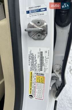 Седан Ford Fusion 2012 в 