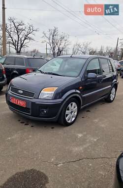 Хэтчбек Ford Fusion 2006 в 