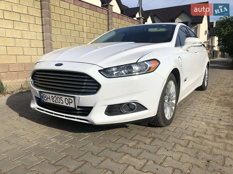 Ford Fusion 2014