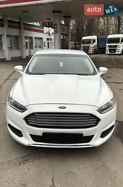 Седан Ford Fusion 2015 в Полтаве