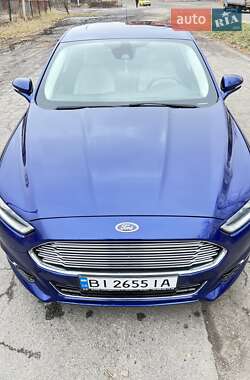 Седан Ford Fusion 2013 в 