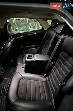 Ford Fusion 2018