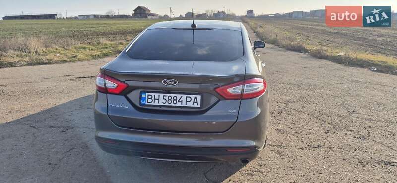 Седан Ford Fusion 2016 в Новой Дофиновке