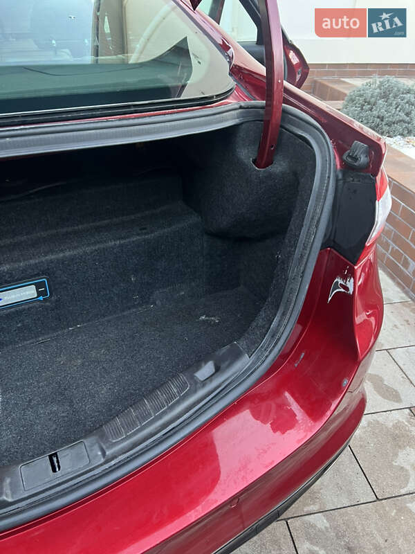 Седан Ford Fusion 2015 в Хмельницком фото 19 Седан Ford Fusion 2015 в Хмельницком