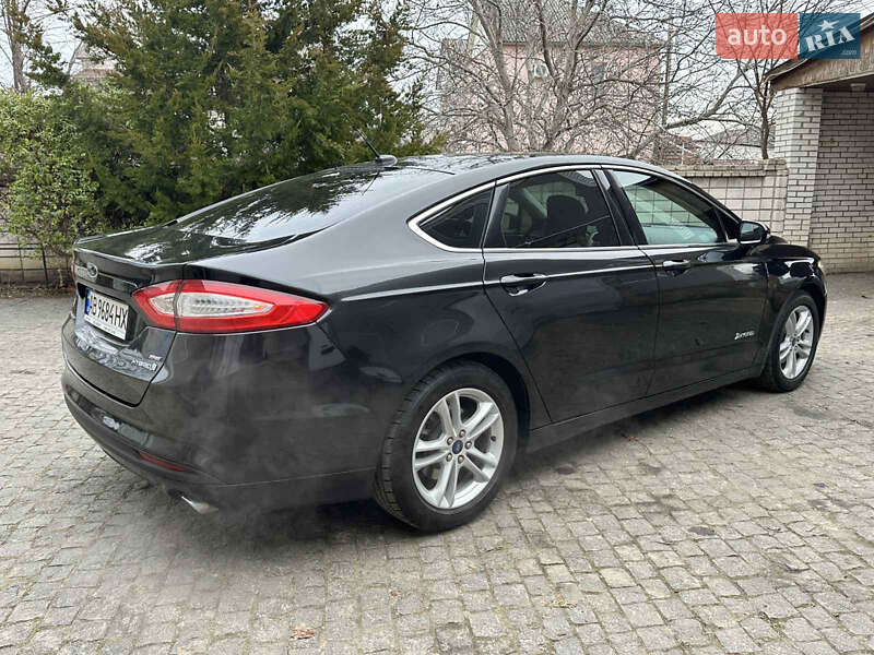 Седан Ford Fusion 2014 в Тульчині