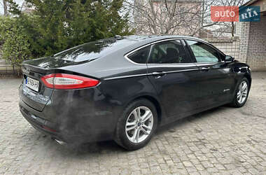 Седан Ford Fusion 2014 в Тульчині