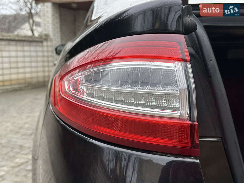 Седан Ford Fusion 2014 в Тульчині