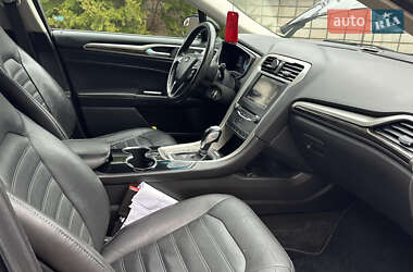 Седан Ford Fusion 2014 в Тульчине