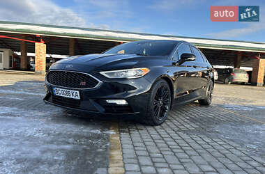 Седан Ford Fusion 2017 в Львове