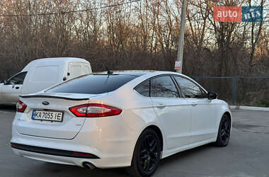 Седан Ford Fusion 2016 в Дніпрі