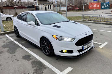 Седан Ford Fusion 2013 в Києві