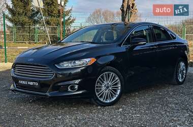 Седан Ford Fusion 2014 в Стрию