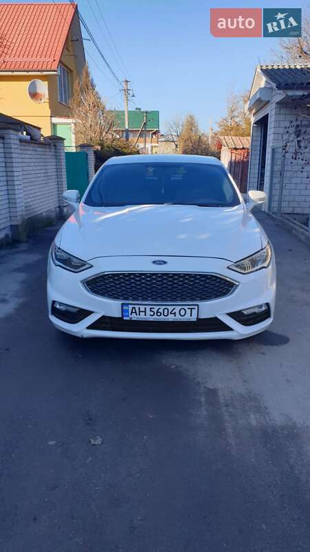 Ford Fusion 2016