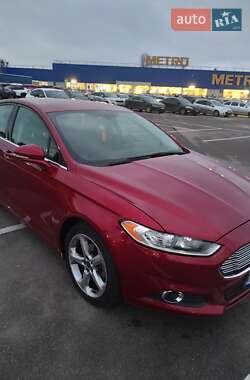 Седан Ford Fusion 2014 в 