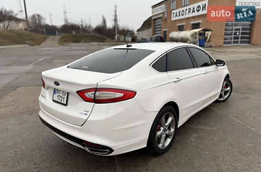 Седан Ford Fusion 2015 в Переяславі