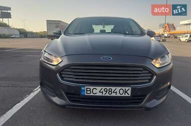 Седан Ford Fusion 2014 в Львове