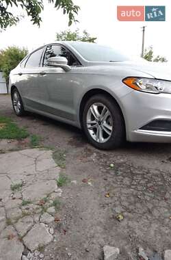 Седан Ford Fusion 2018 в 