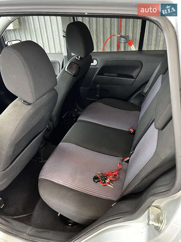 Хэтчбек Ford Fusion 2009 в Перечине