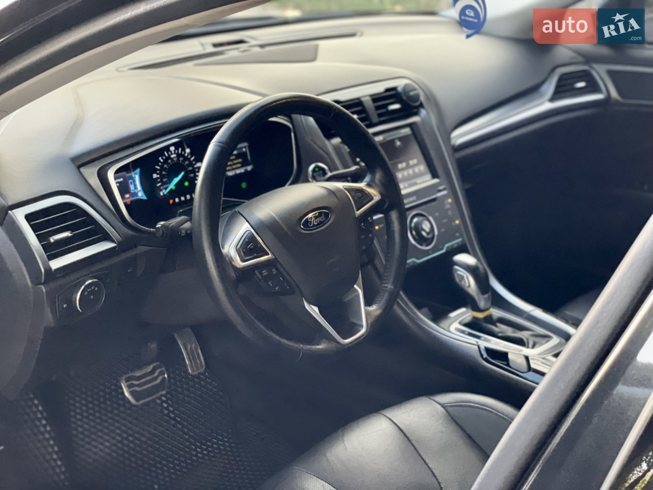 2016 Ford Fusion - мініатюра 16