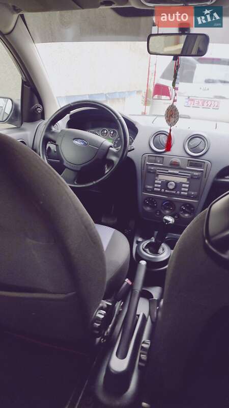 Хэтчбек Ford Fusion 2008 в Павлограде