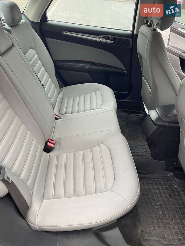 Седан Ford Fusion 2013 в Киеве