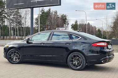 Седан Ford Fusion 2015 в Ковелі