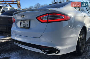 Седан Ford Fusion 2014 в Луцьку